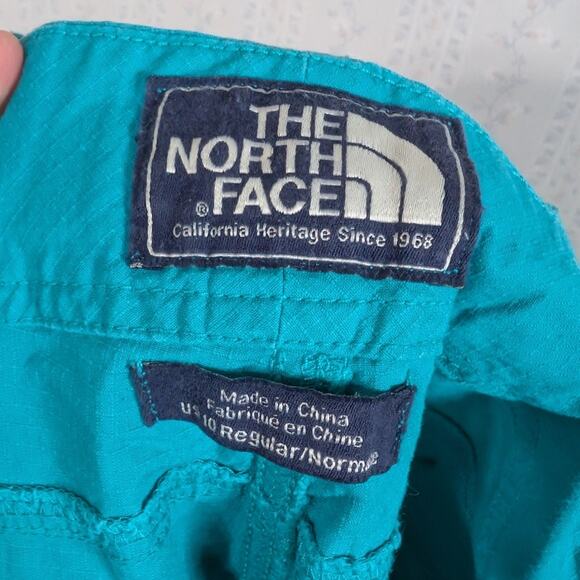 The North Face Shorts Women's Size 10 Cargo Blue Teal - Picture 7 of 9